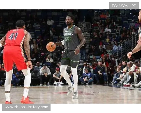 森林狼残阵33分大胜雄鹿，兰德尔麦克丹尼尔斯半场轰41分